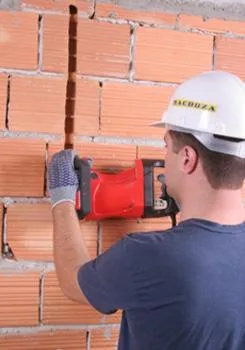 Iasi - Amenajari interioare si constructii