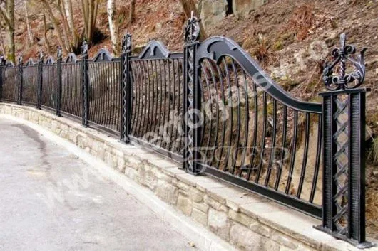 Voivodeasa / Suceava - Garduri - porti - balustrade pentru scari si balcoane,grilaje