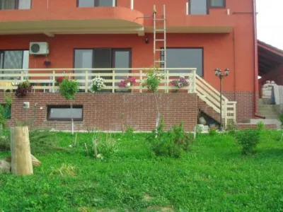 Produce si monteaza - balcoane - foisoare balustrade Baicoi Prahova