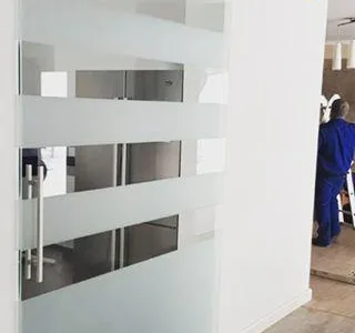 Cabine dus - balustrade din sticla - sticla securizata - vitralii - Braila