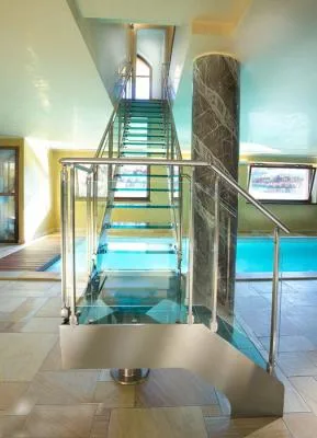 Porti,garduri - mobilier - balustrade - scari din fier forjat - Bucuresti