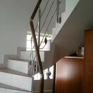 Porti,garduri - mobilier - balustrade - scari din fier forjat - Bucuresti