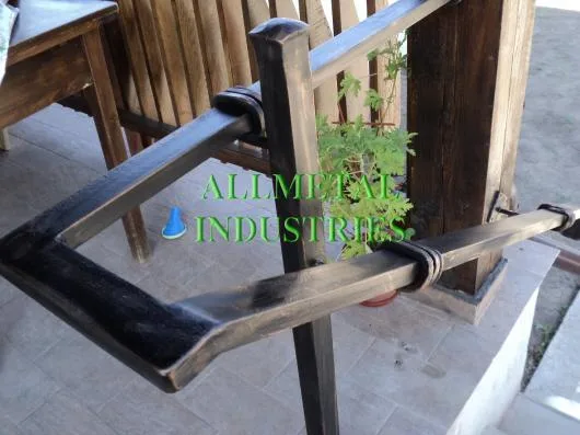 Porti,garduri - mobilier - balustrade - scari din fier forjat - Bucuresti