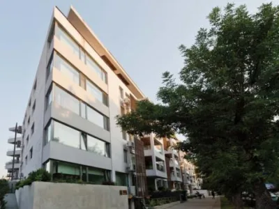 Sisteme din aluminiu pentru usi - ferestre - pereti cortina