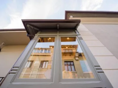 Producator de ferestre - usi - scari si obloane din lemn masiv stratificat - Cluj