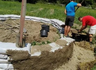 Case din materiale naturale - Ghindari - Mures