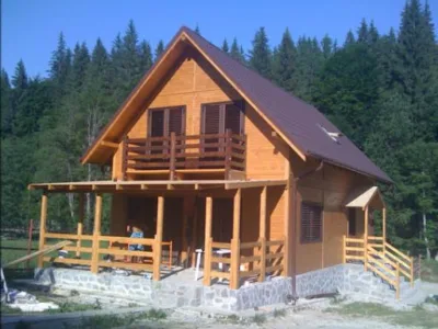 Case pe structura din lemn Ploiesti
