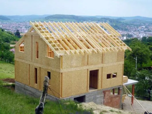 Suceava - Constructii case din lemn