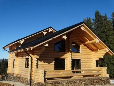 Constructii case din lemn rotund - Suceava