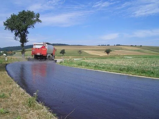 Prelucrarea si distributia emulsiei bituminoase