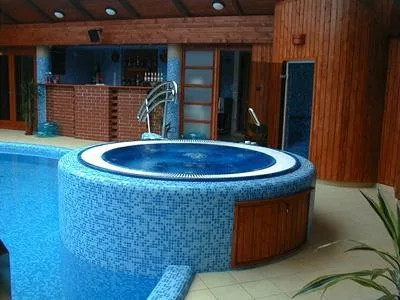 Oradea - Constructie - instalare si echipamente piscine