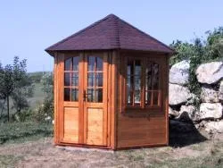 Case de locuit si case de vacanta din lemn - Comanesti / Bacau