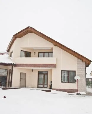 Ferestre si usi din lemn stratificat - Braila