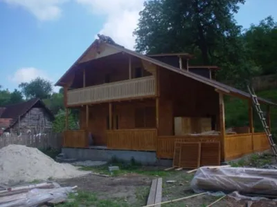 Ferestre - usi - mobilier - scari din lemn - Neagra Sarului / Suceava