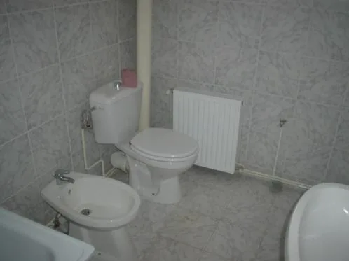 Ferestre - usi - mobilier - scari din lemn - Neagra Sarului / Suceava