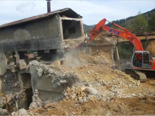 Demolari si excavatii - Luna de Sus / Cluj