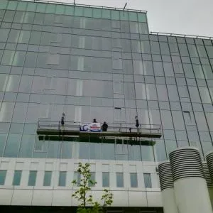 Inchirieri schele electrice suspendate - Bucuresti