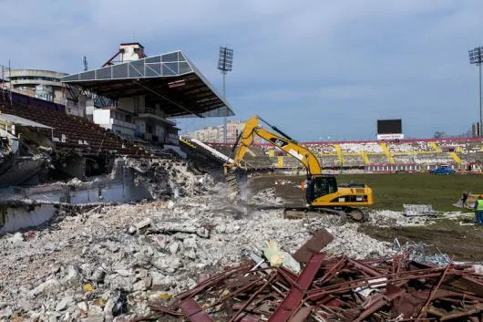 Dezmembrari si demolari industriale - colectare deseuri Bucuresti