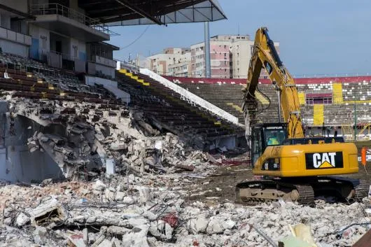 Dezmembrari si demolari industriale - colectare deseuri Bucuresti