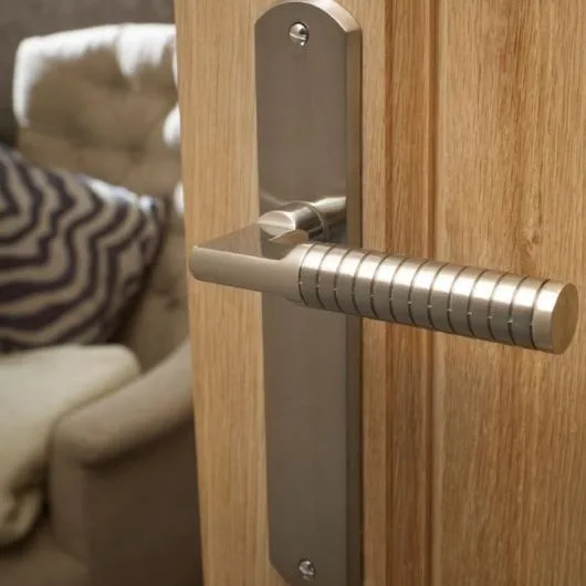 Accesorii feronerie pentru productia de mobilier - Bucuresti