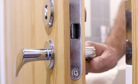 Accesorii feronerie pentru productia de mobilier - Bucuresti