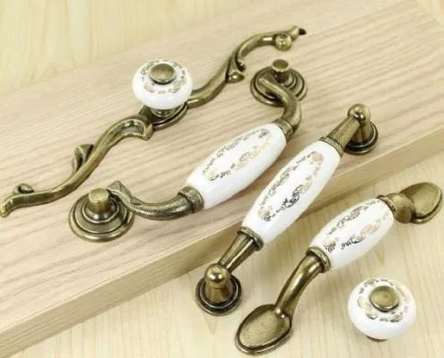 Accesorii mobila si feronerie - Bucuresti