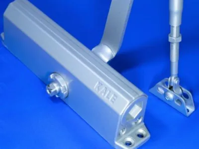 Seifuri,feronerie si accesorii usi - Bucuresti