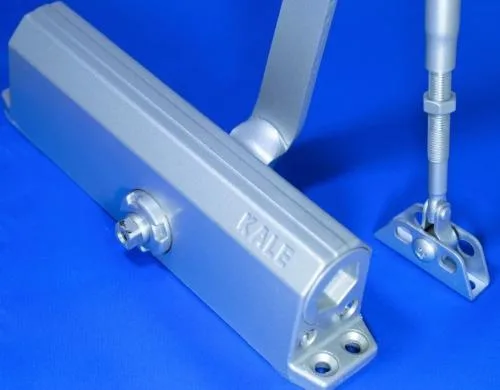 Seifuri,feronerie si accesorii usi - Bucuresti