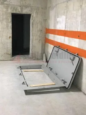 Setum ,Usi metalice de siguranta si sisteme de inchidere