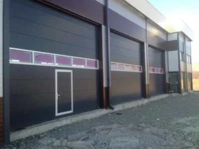 Usi de garaj rezidentiale si industriale si automatizari pentru usi - Gilau / Cluj