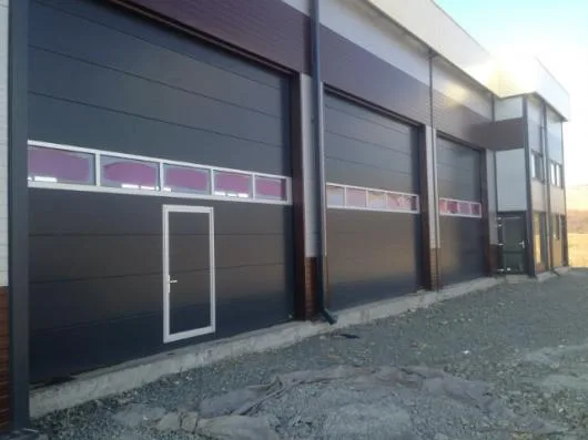 Usi de garaj rezidentiale si industriale si automatizari pentru usi - Gilau / Cluj