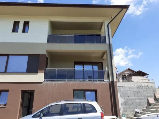 Balustrade din aluminiu eloxat si sticla securizata - Cluj Napoca
