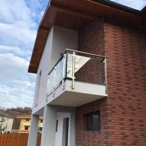Balustrade din aluminiu eloxat si sticla securizata - Cluj Napoca