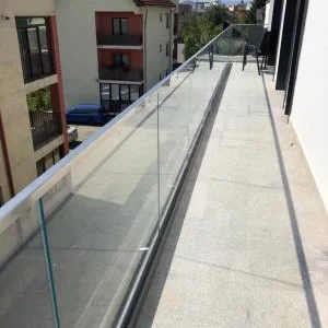 Balustrade din aluminiu eloxat si sticla securizata - Cluj Napoca