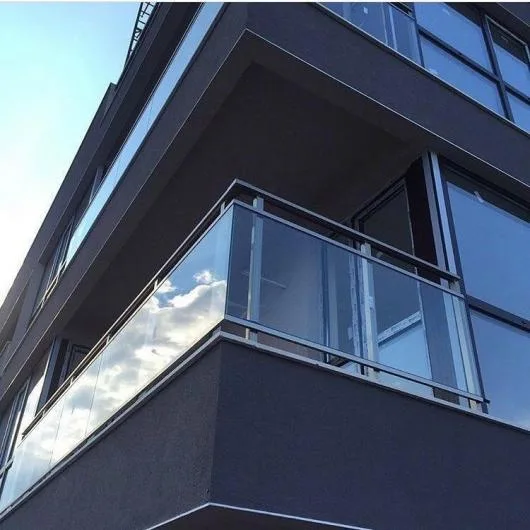 Balustrade din aluminiu eloxat si sticla securizata - Cluj Napoca