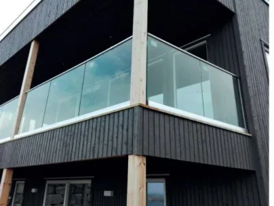 Balustrade din aluminiu eloxat si sticla securizata - Cluj Napoca