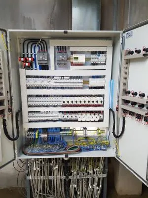 Sisteme de automatizare pentru diferite masini unelte - utilaje - Bistrita