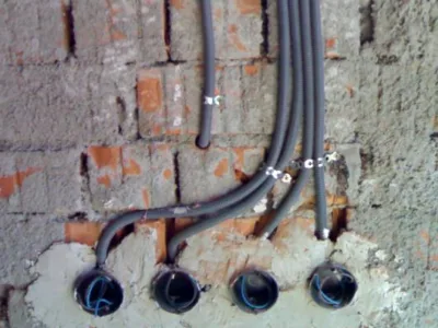 Instalatii electrice interioare si exterioare - Bucuresti