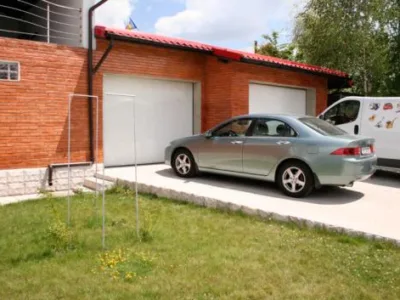 Producator usi de garaj si rulouri exterioare - Popesti Leordeni / Ilfov
