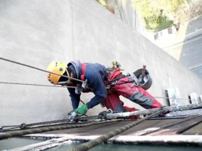 Reparatii -zugraveli fatade Bucuresti