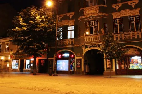 Folii iGlass cu cristale lichide - mese tactile - ecrane - Sibiu