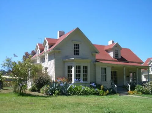 Villa Construct