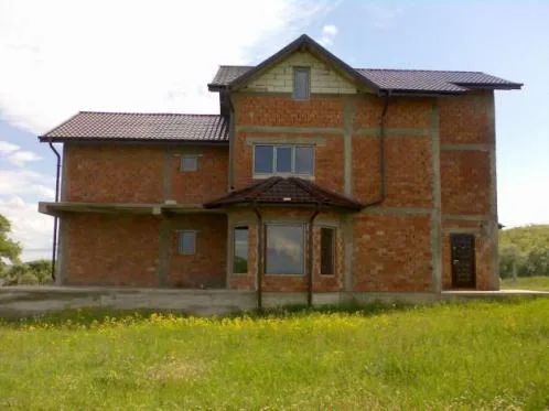 Villa Construct