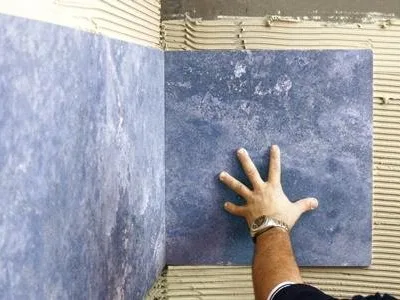 Montaj tapet - lambriuri - gresie si parchet - Bucuresti