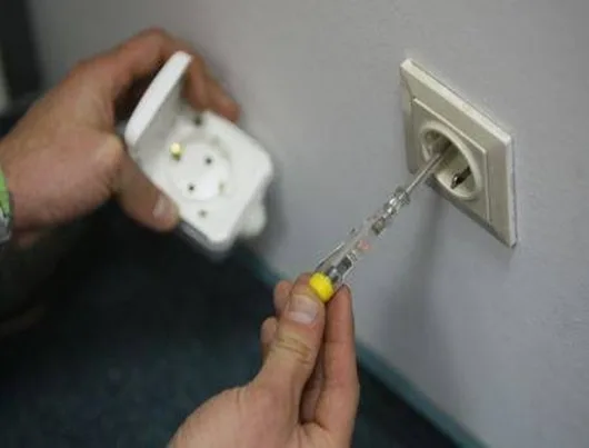 Executie si reparatii instalatii electrice Bucuresti