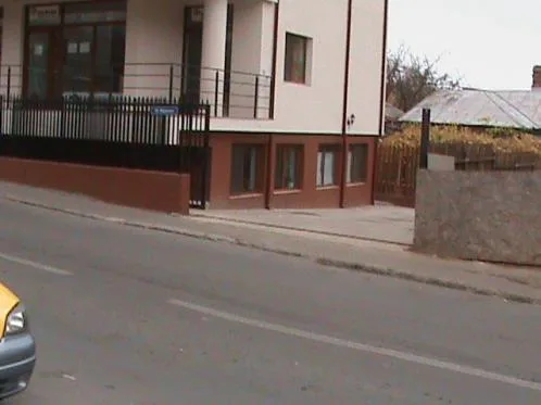 Construcții
