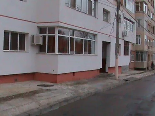 Construcții