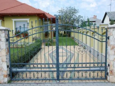 Construcții