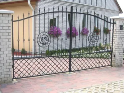 Construcții