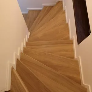 Parchet stratificat - scari interioare - deck si lambriuri - Craiova